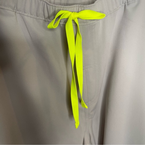 Figs Pisco Basic Scrub Pants in Slate Gray with Neon Yellow Drawstring 4XLR - Picture 7 of 11